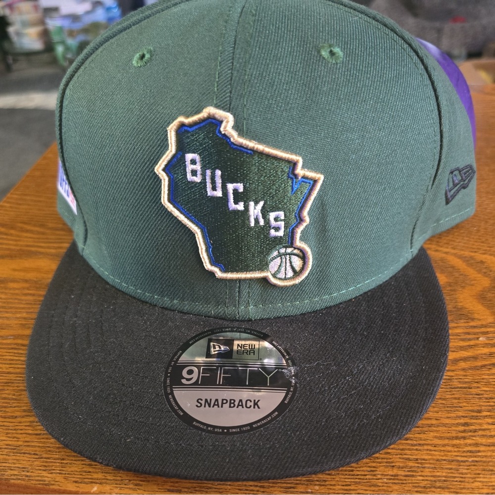 Milwaukee Bucks New Era Two-Tone 9FIFTY Snapback Geen & Black OSFM Hat Cap NEW